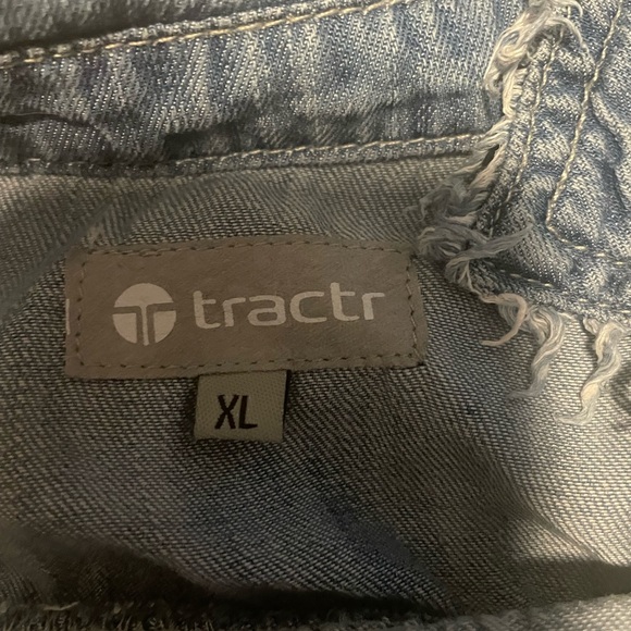 Tractr blue jean jacket.   Size XL YOUTH - Picture 4 of 5